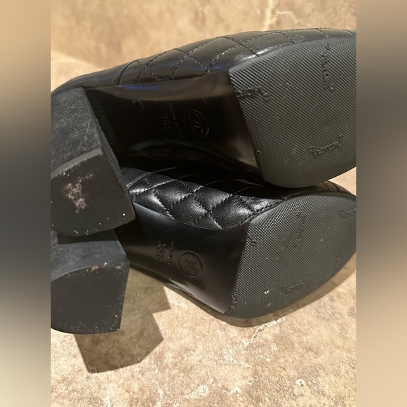 Chanel Interlocking CC Logo Leather Lace-Up Boots size 36.5 Great condition - Picture 4 of 15